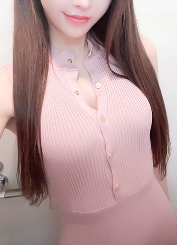 神々しい美女新人