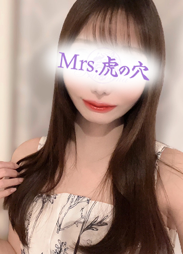 超越した淫靡な美人